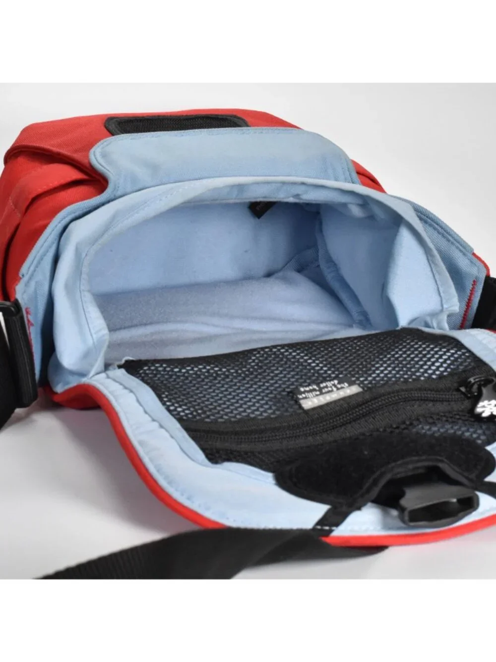 Crumpler Million Four Dollar Home Camera Messenger Kit Bag Red MINT